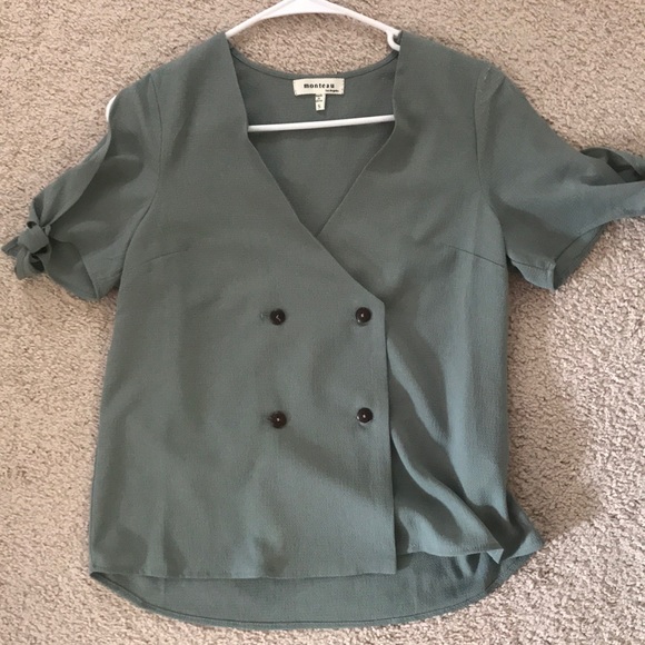 Sage colored blouse - Picture 1 of 1